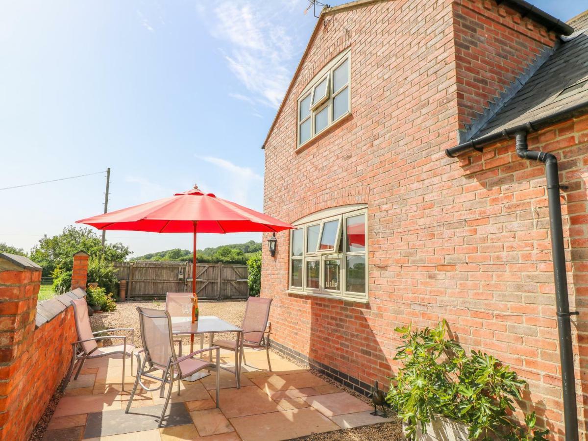 Grooms Cottage Leicester Exterior photo